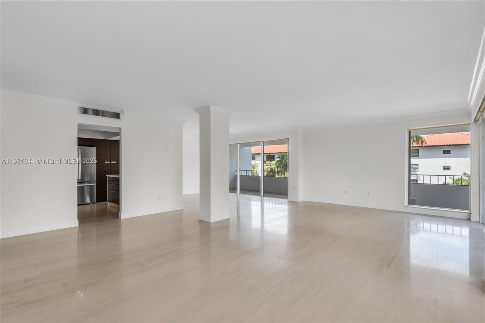 155 Ocean Lane Dr # 300, Key Biscayne FL 33149 photo 4