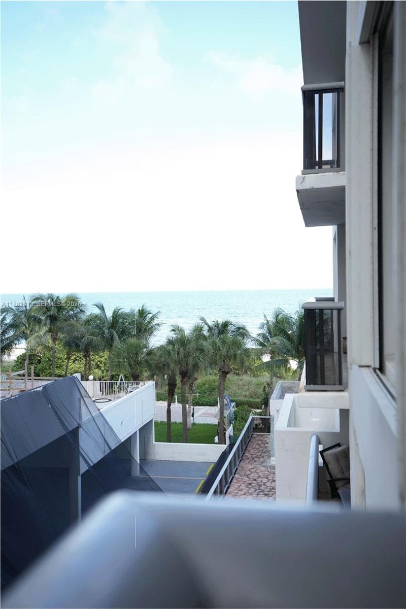 6039 Collins Ave # 503, Miami Beach FL 33140 photo 2