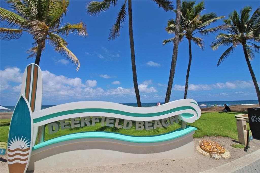144 Farnham F # 144, Deerfield Beach FL 33442 photo 2