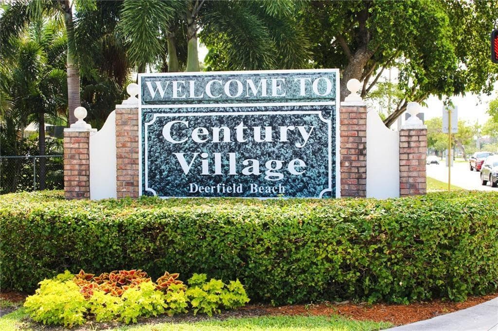 144 Farnham F # 144, Deerfield Beach FL 33442 photo 3