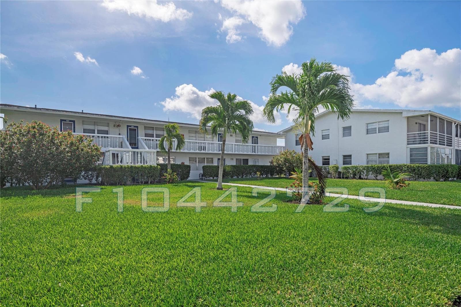 144 Farnham F # 144, Deerfield Beach FL 33442 photo 5