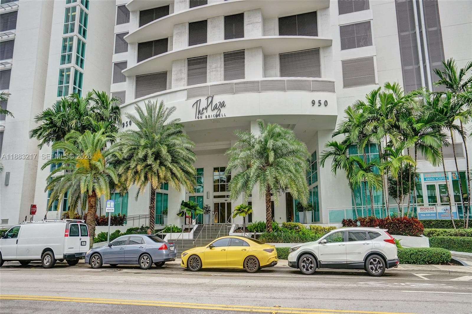 950 Brickell Bay Dr # 1704, Miami FL 33131 photo 2