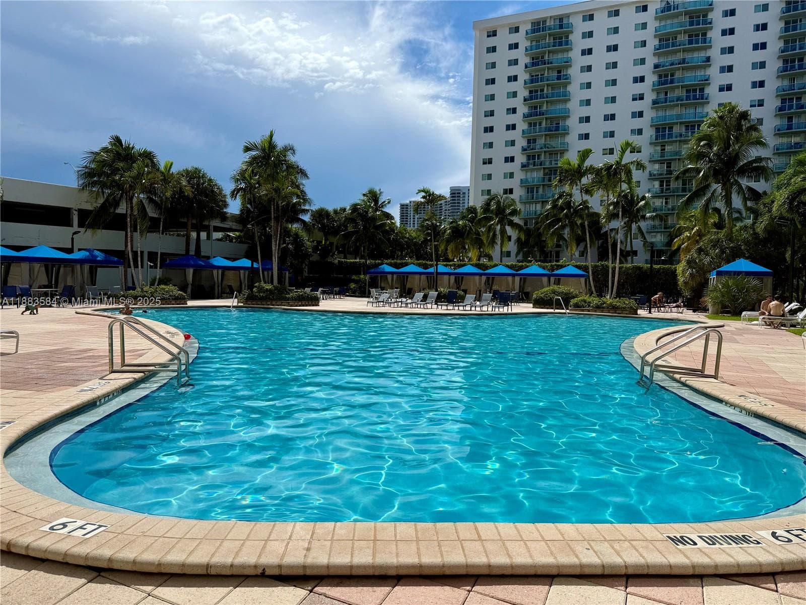 19370 Collins Ave # 620, Sunny Isles Beach FL 33160 photo 2