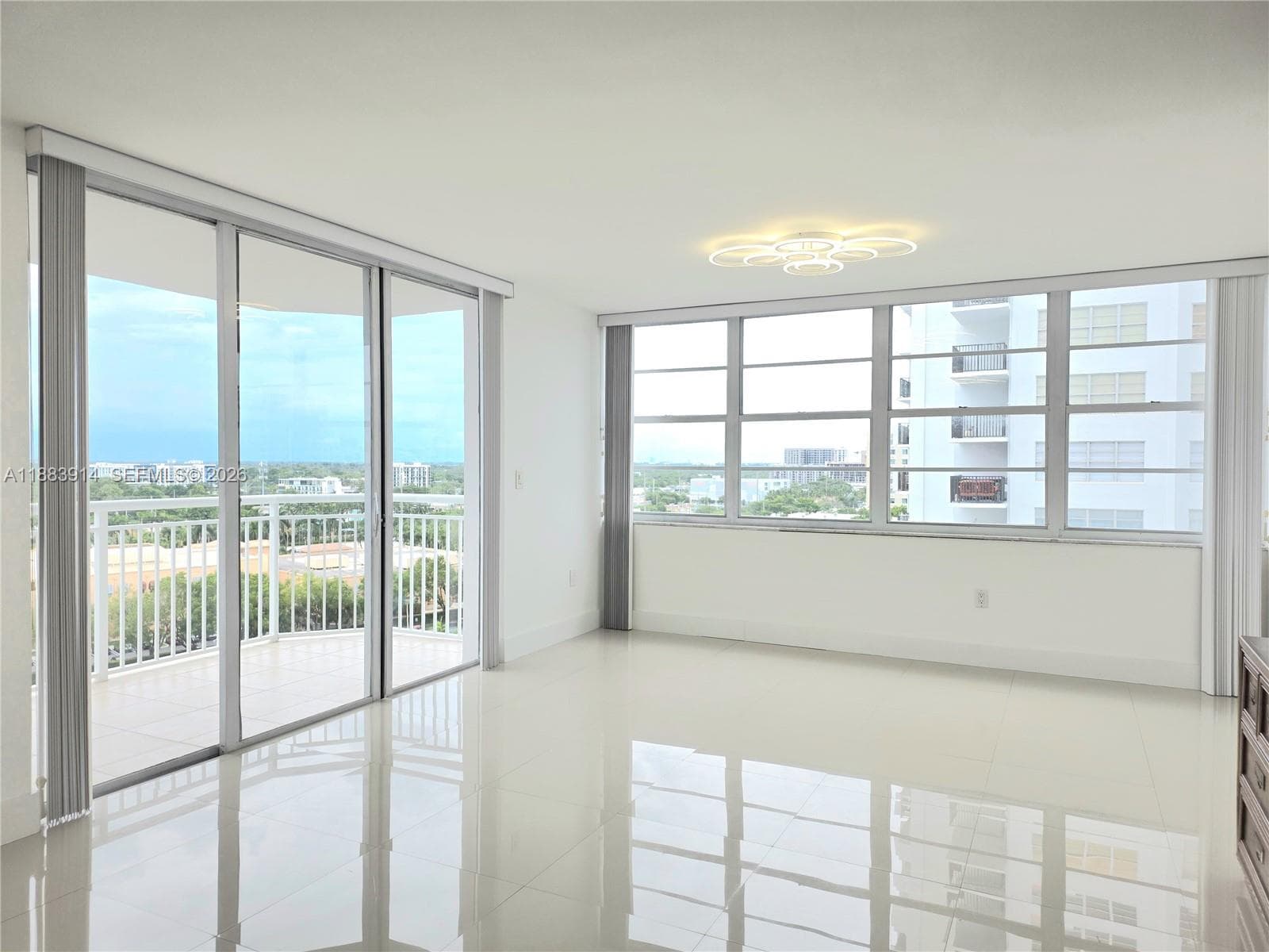 18051 Biscayne Blvd # 1204, Aventura FL 33160 photo 4