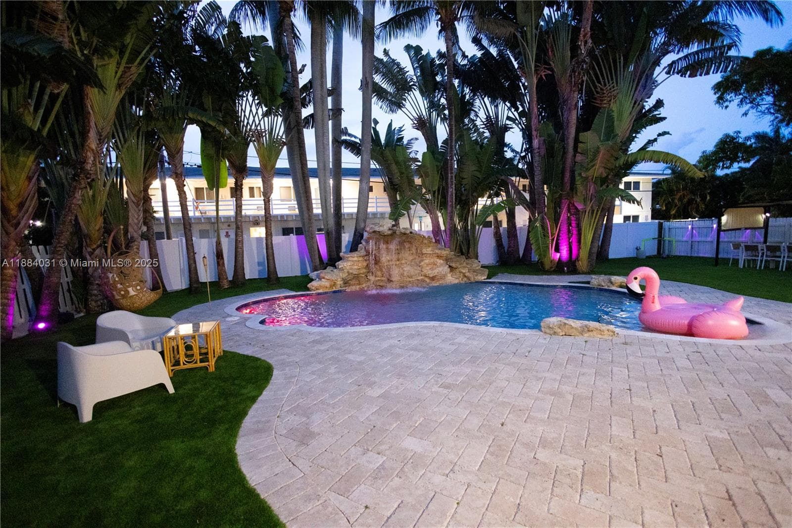 1435 Grant St # na, Hollywood FL 33020