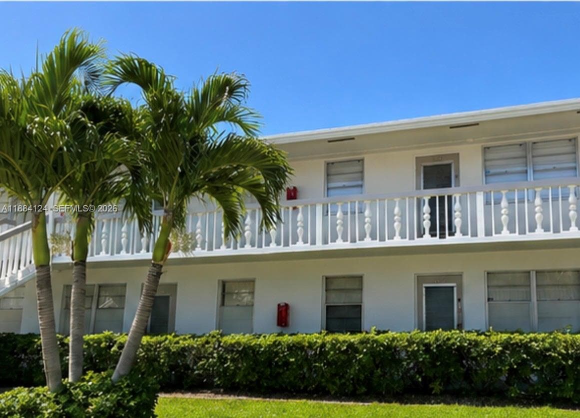 182 Markham I # 182, Deerfield Beach FL 33442 photo 2