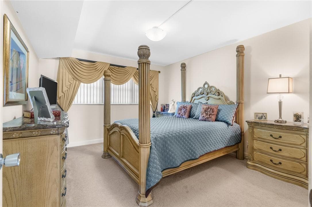 3800 Oaks Clubhouse Drive # 110, Pompano Beach FL 33069 photo 3