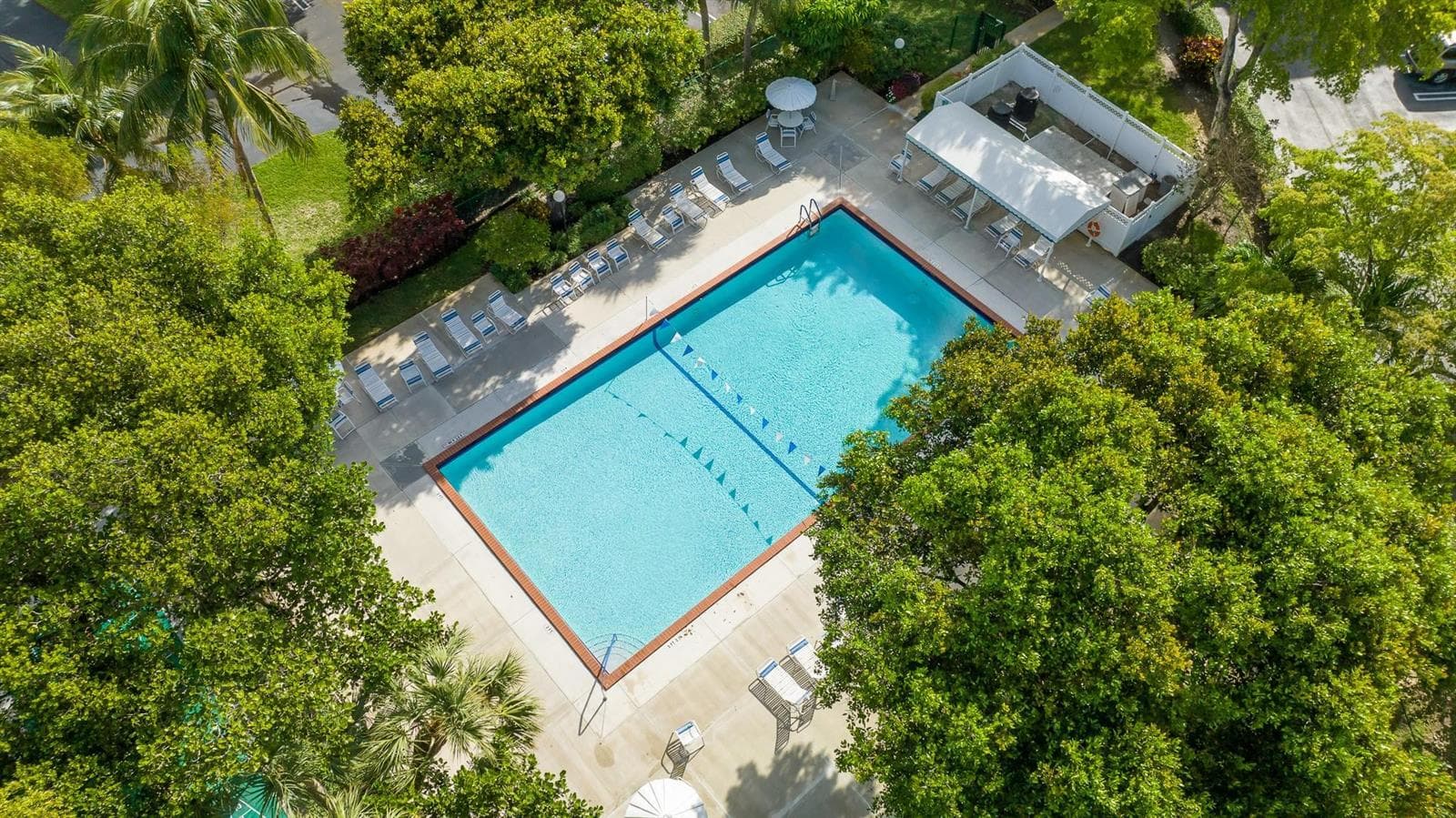 3800 Oaks Clubhouse Drive # 110, Pompano Beach FL 33069 photo 4