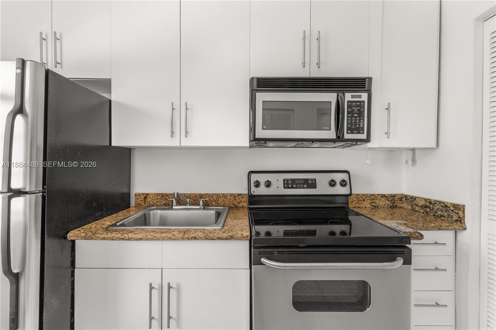 1241 14th St # 9, Miami Beach FL 33139 photo 3
