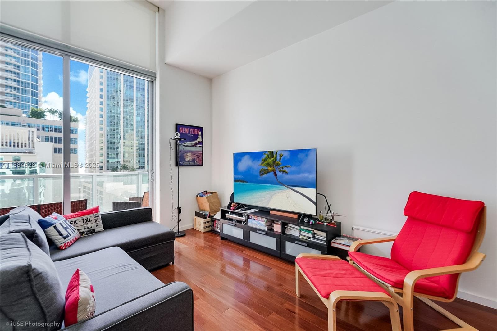1060 Brickell Ave # 1203, Miami FL 33131 photo 4