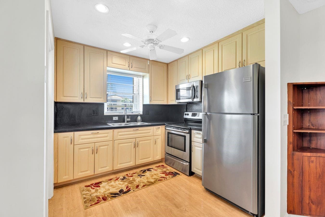 5300 Washington Street # D206, Hollywood FL 33021 photo 3