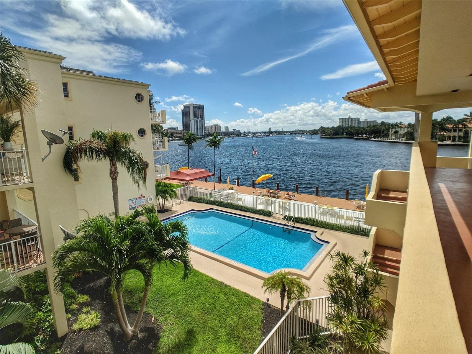 341 N Birch Road # 416, Fort Lauderdale, FL 33304 photo 3