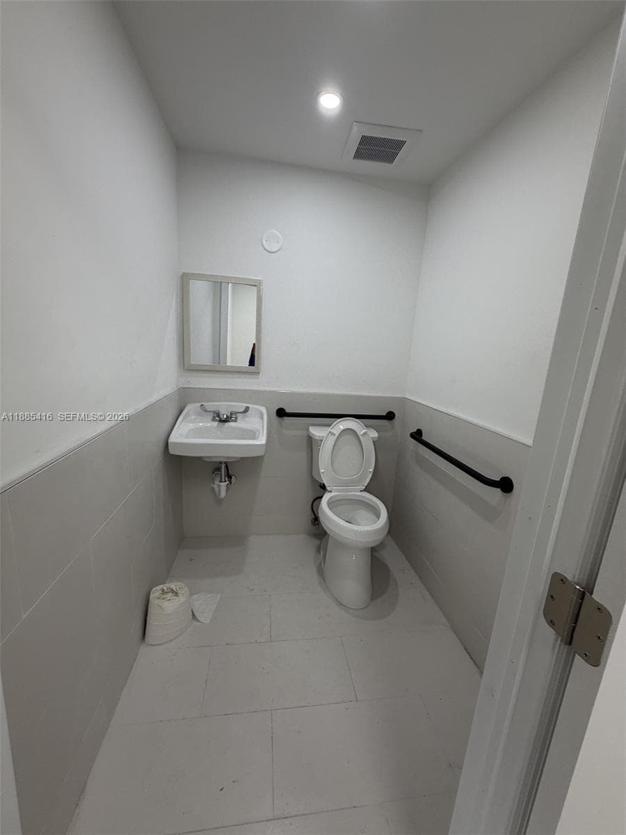11339 W Flagler St, Sweetwater FL 33174 photo 4