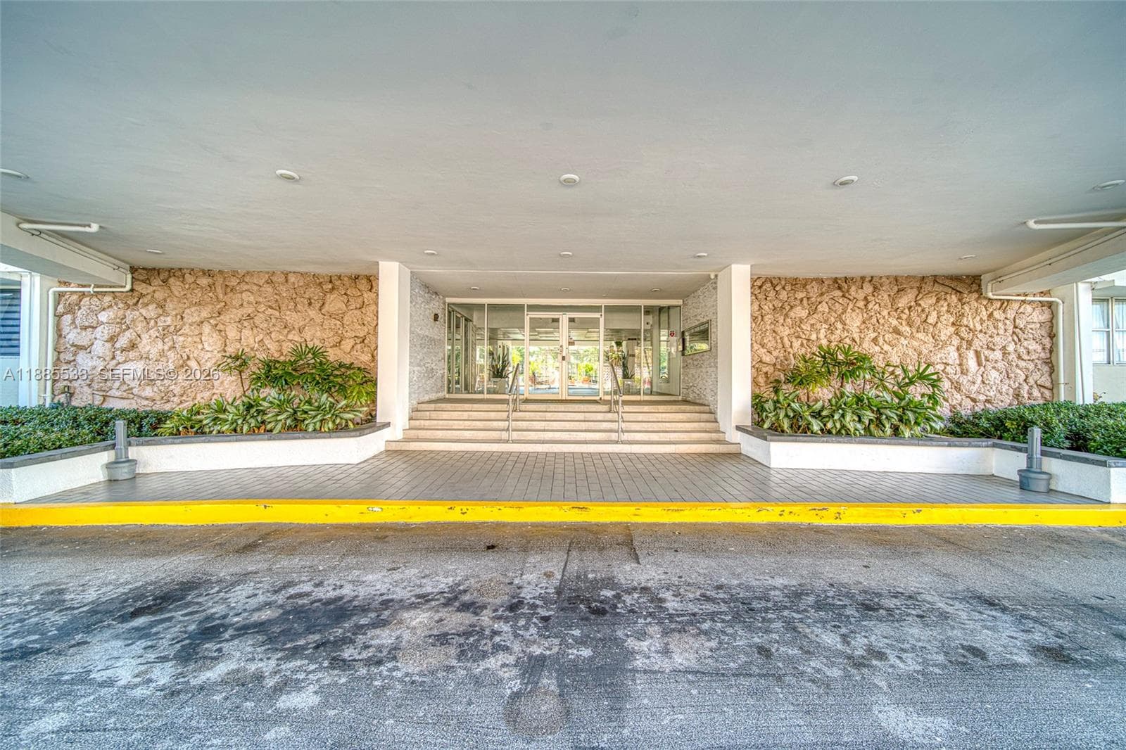 401 Golden Isles Dr # 908, Hallandale Beach FL 33009 photo 4