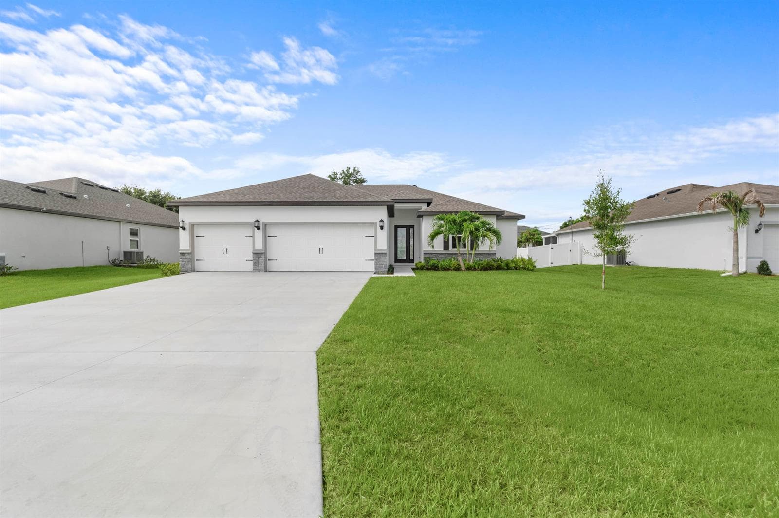 1538 SW Nervia Avenue, Port St. Lucie FL 34953 photo 2