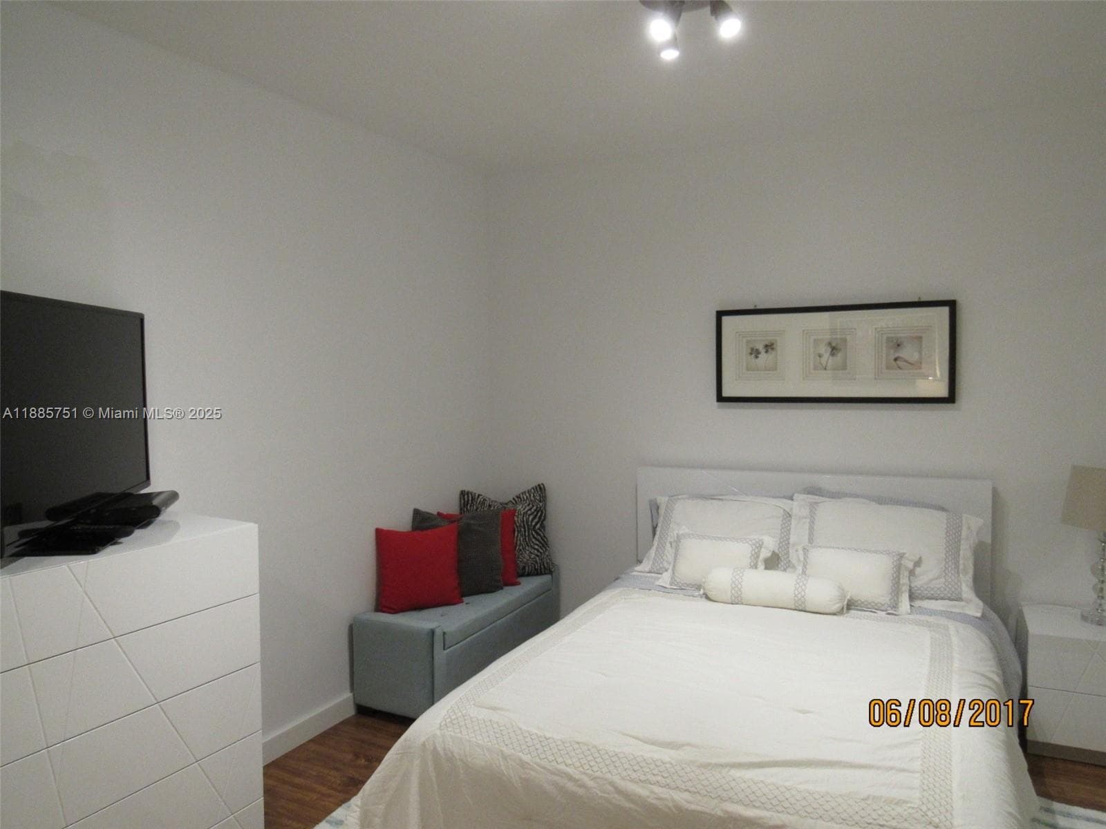 1830 S Ocean Dr # 1509, Hallandale Beach FL 33009 photo 3