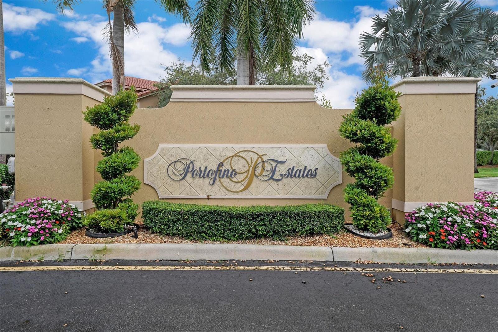 4122 NE 22nd Street, Homestead FL 33033 photo 2