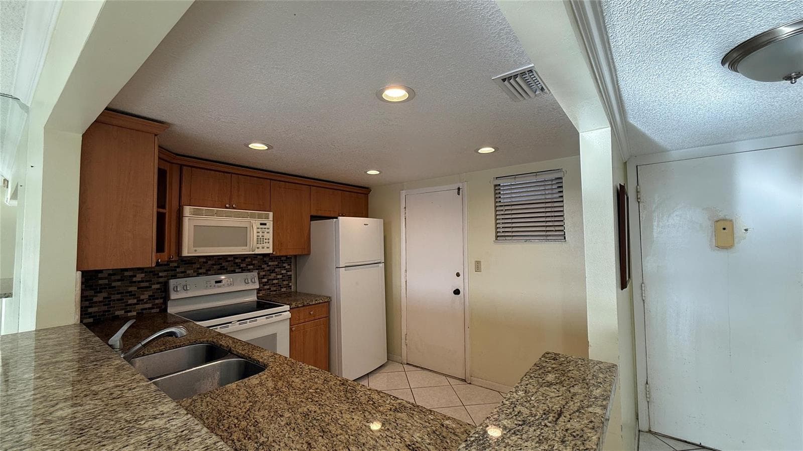 406 NW 68th Avenue # 310, Plantation FL 33317 photo 3