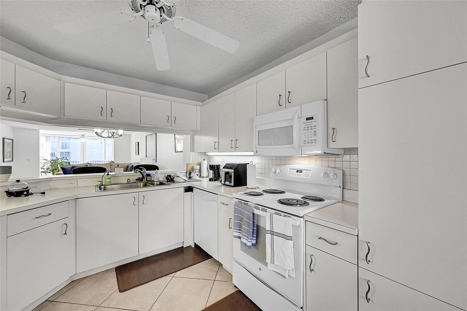 10133 NW 24th Place # 205, Sunrise FL 33322 photo 2