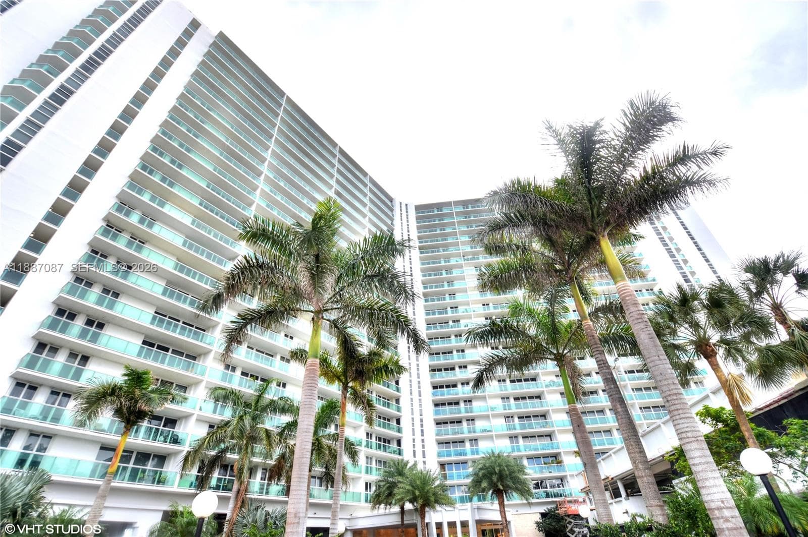 100 Bayview Dr # 1931, Sunny Isles Beach FL 33160 photo 5