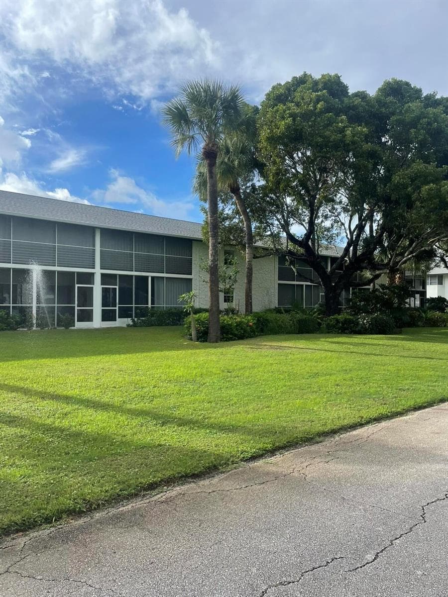 2 Garden Street # 106m, Tequesta FL 33469 photo 2