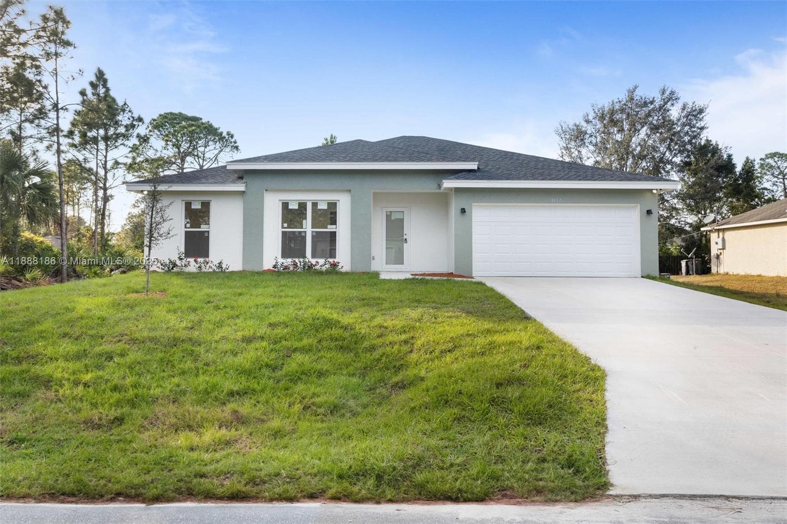 1150 SE Tarleton St, Palm Bay FL 32909