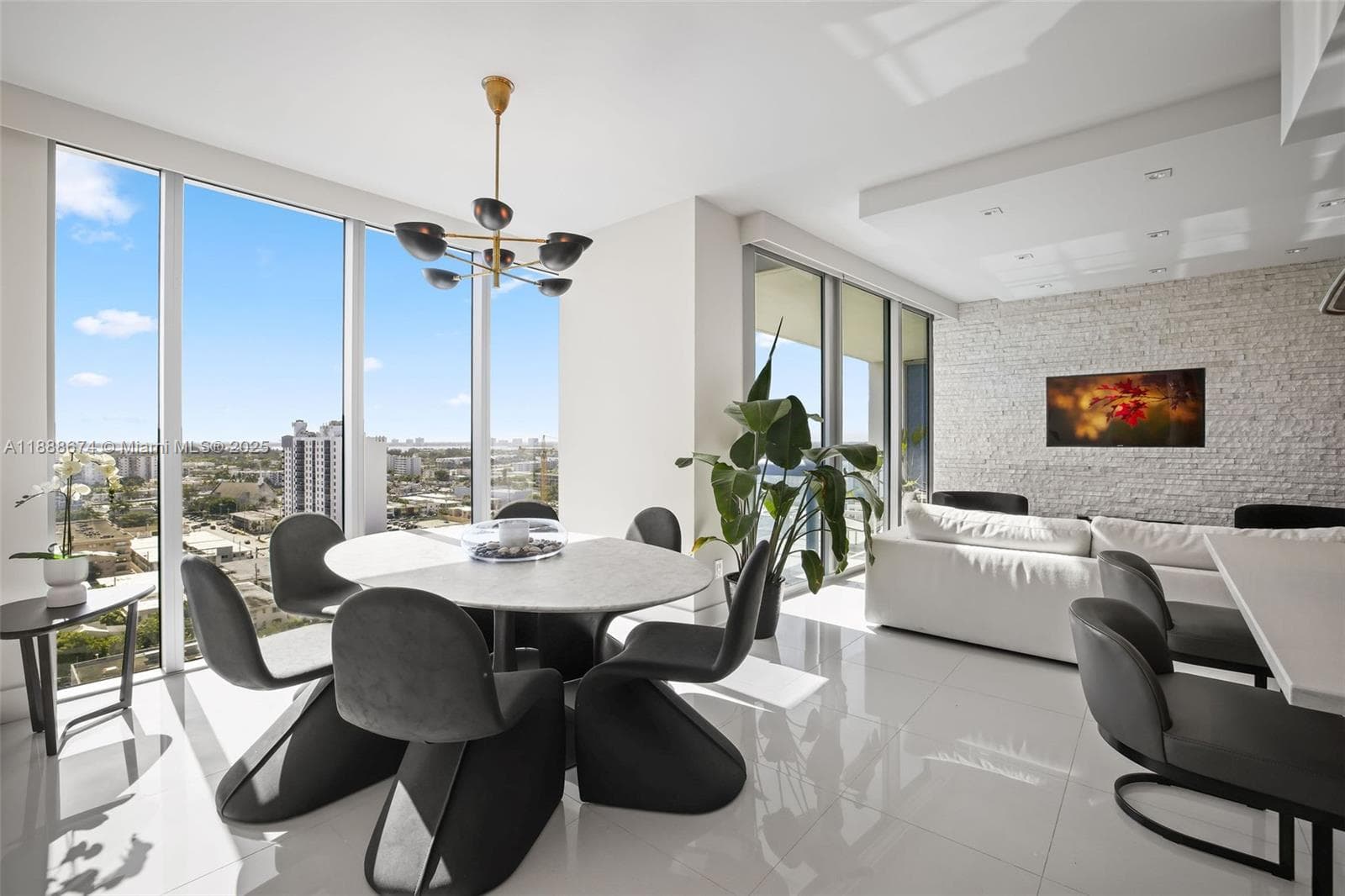 6899 Collins Ave # 1610, Miami Beach FL 33141 photo 4