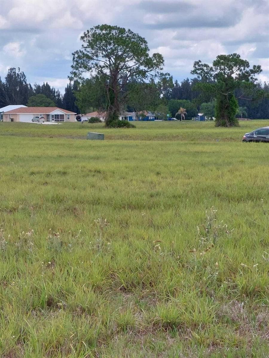 316 Costa Del Sol Drive, Sebring FL 33876 photo 3