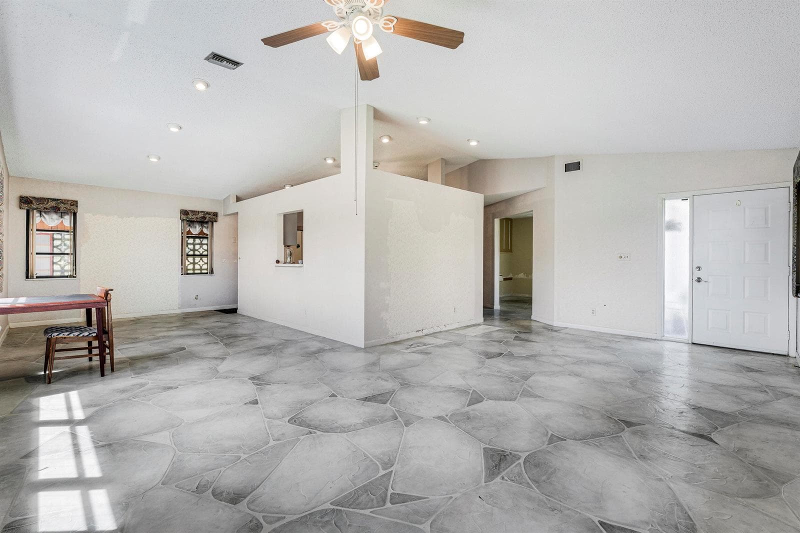 8421 Bonita Isle Drive, Lake Worth FL 33467 photo 4