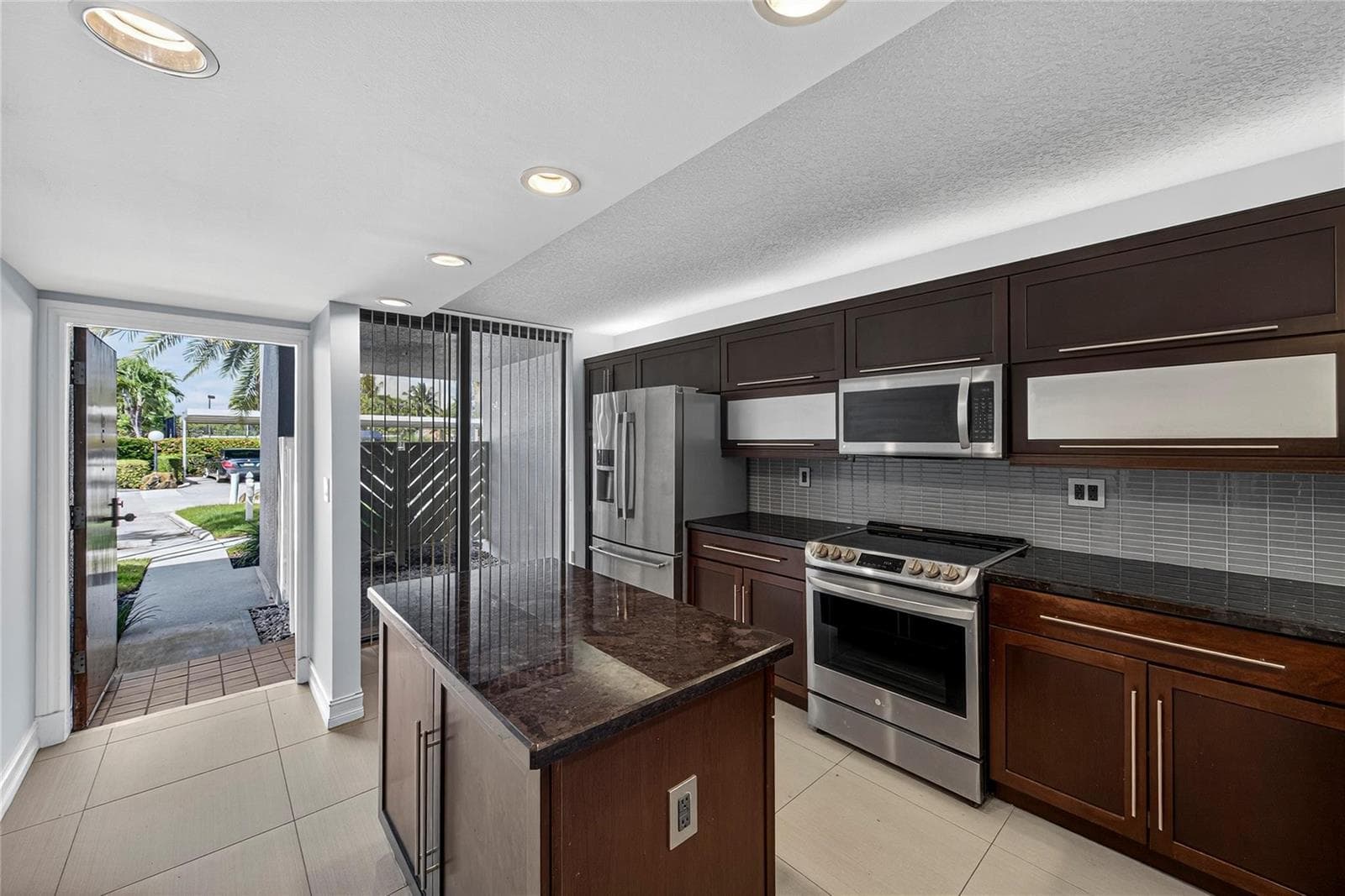 1100 SE 5th Court # 53, Pompano Beach FL 33060 photo 3