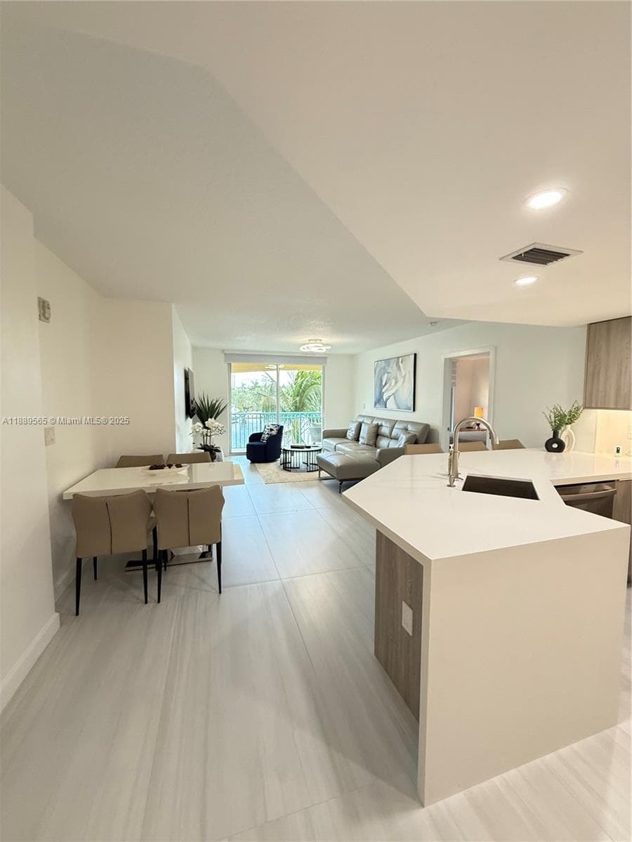 201 Golden Isles Dr # 302, Hallandale Beach FL 33009