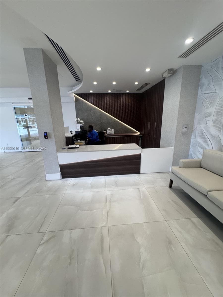 3001 S Ocean Dr # 907, Hollywood FL 33019 photo 4