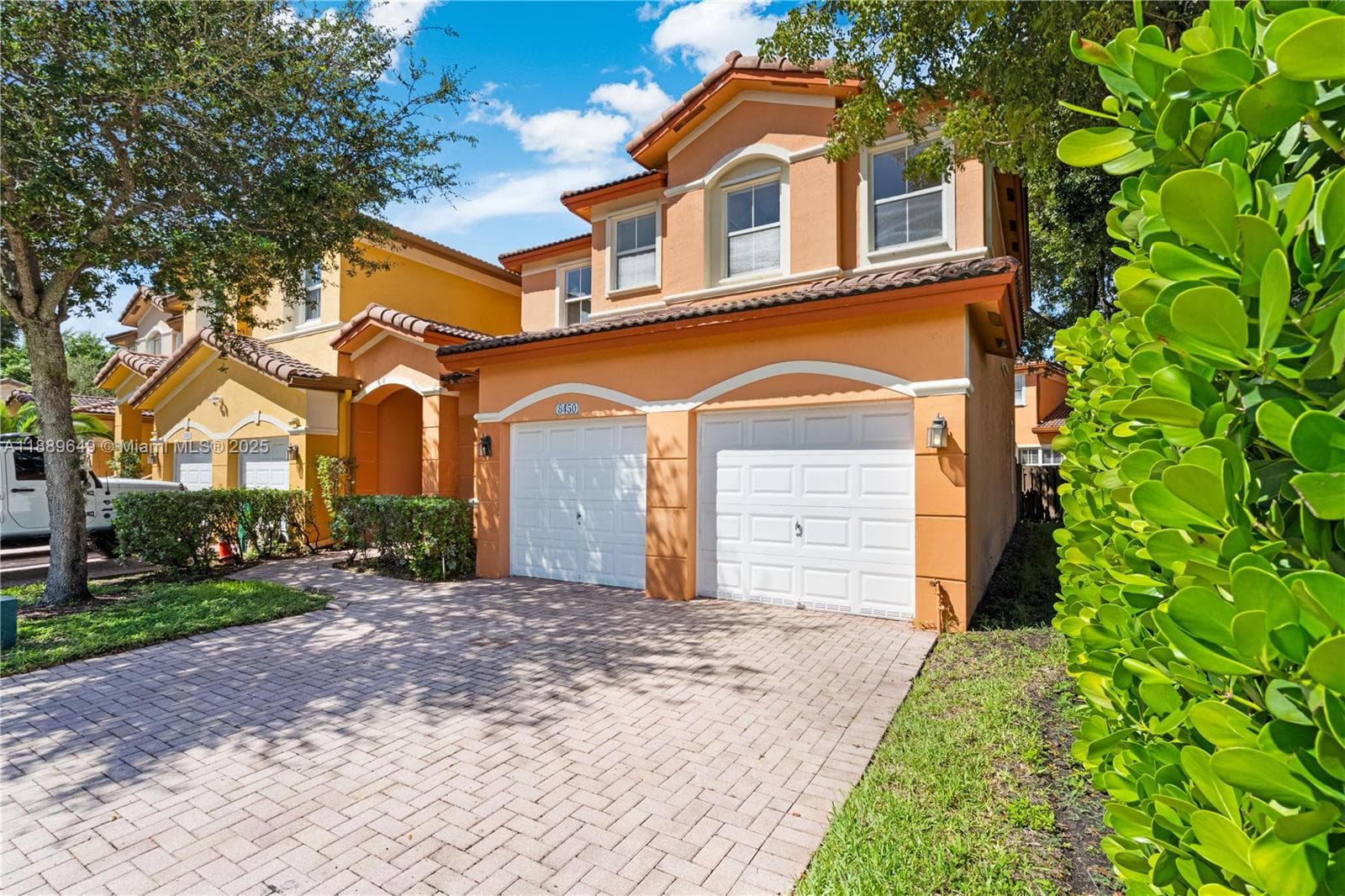 8450 NW 113th Psge, Doral FL 33178 photo 2