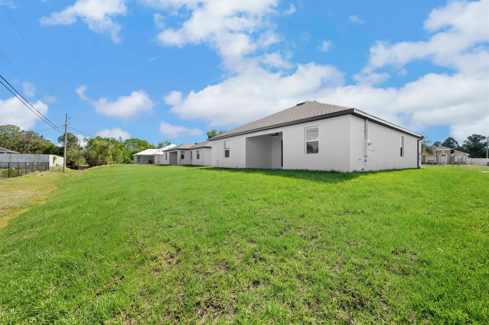 392 SW Paw Court, Port St. Lucie FL 34953 photo 5