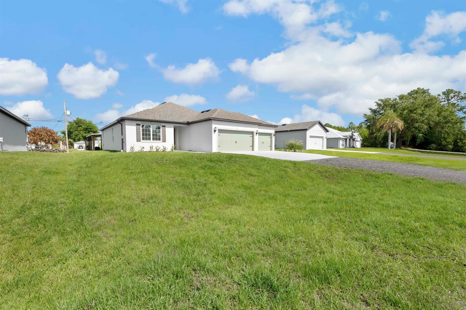 242 SW Glen Road, Port St. Lucie FL 34953 photo 2