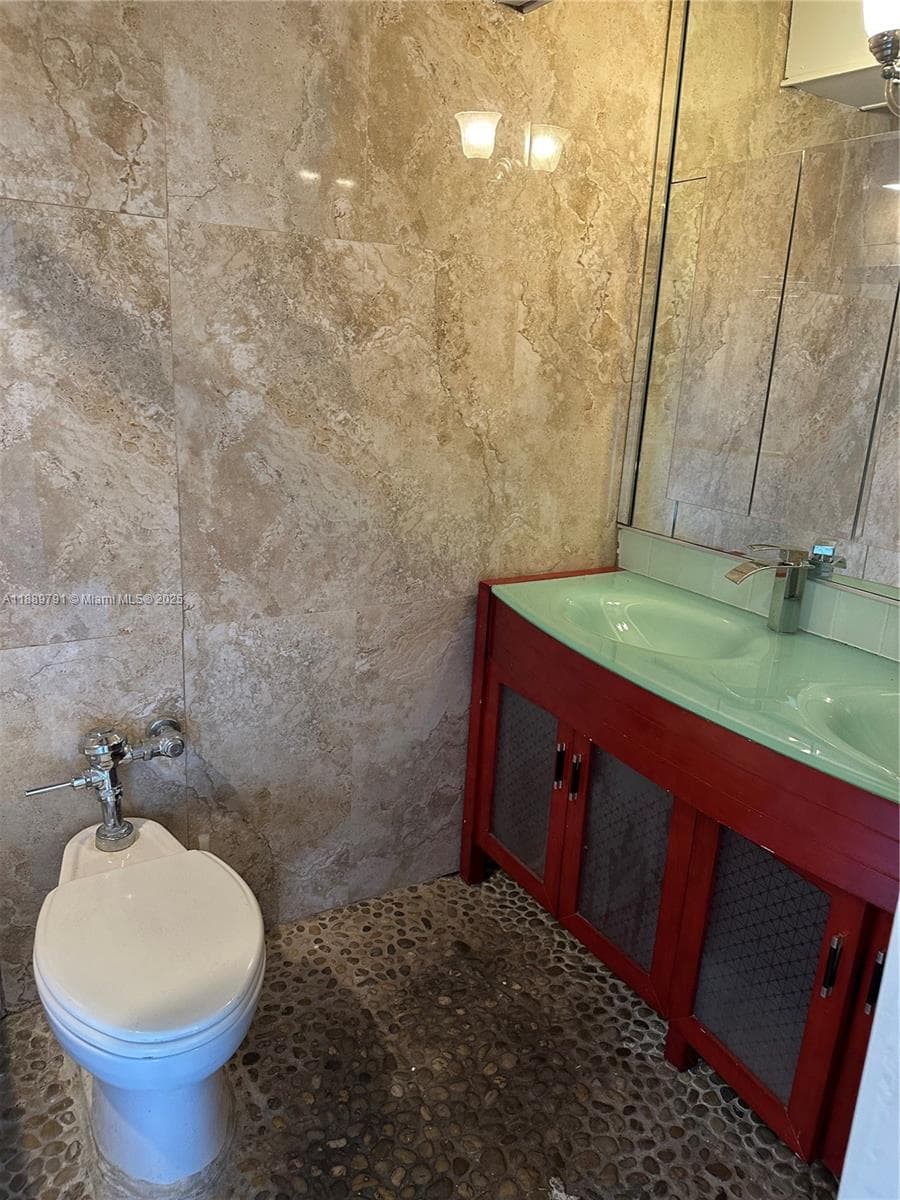 26 Diplomat Parkway # 2248, Hallandale Beach FL 33009 photo 2