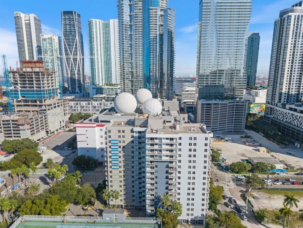 800 N Miami Ave # 209, Miami FL 33136