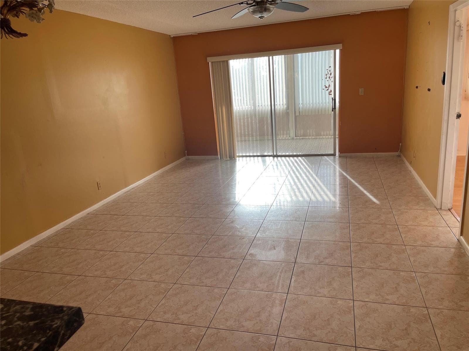 1025 Country Club Drive # 407, Margate FL 33063 photo 4