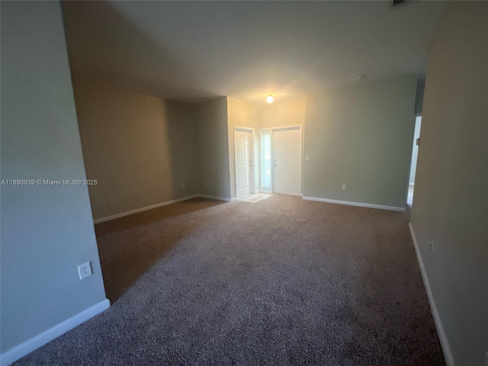 2731 NE 3rd Dr # 203, Homestead FL 33033 photo 3