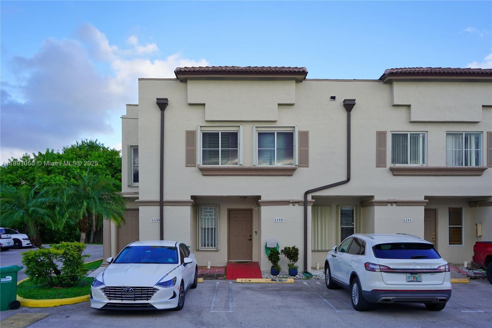 1195 NW 124th Ave # 2202, Miami FL 33182