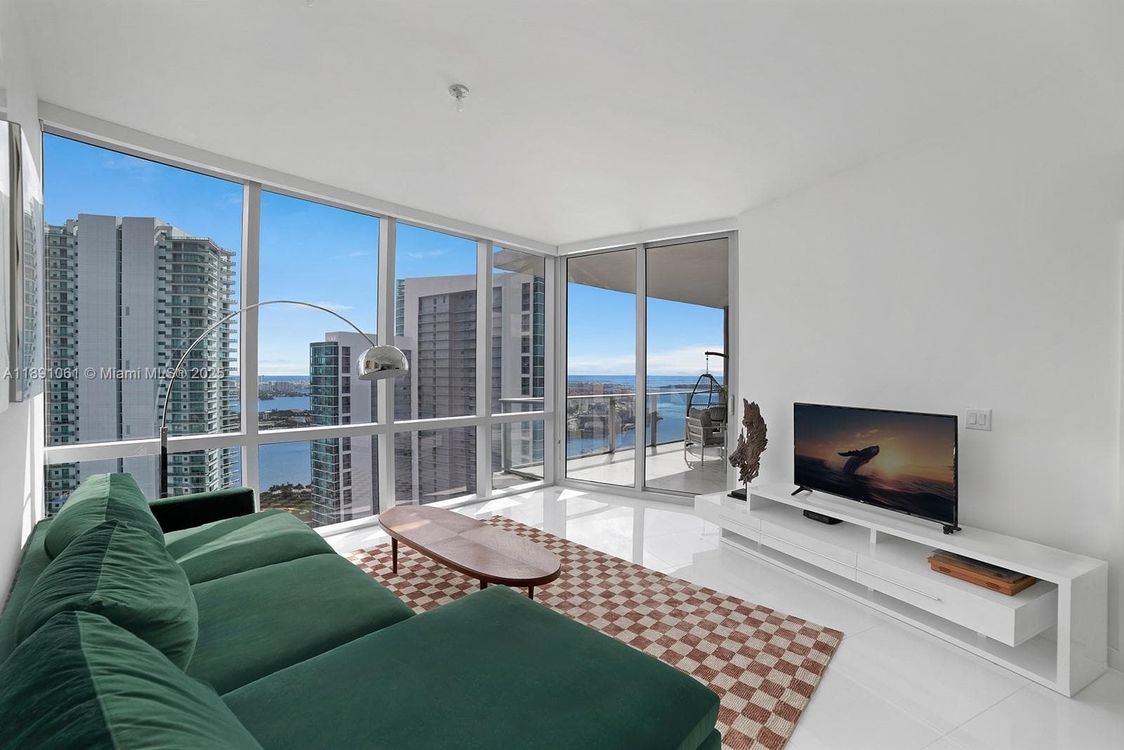 851 NE 1st Ave # 4403, Miami FL 33132