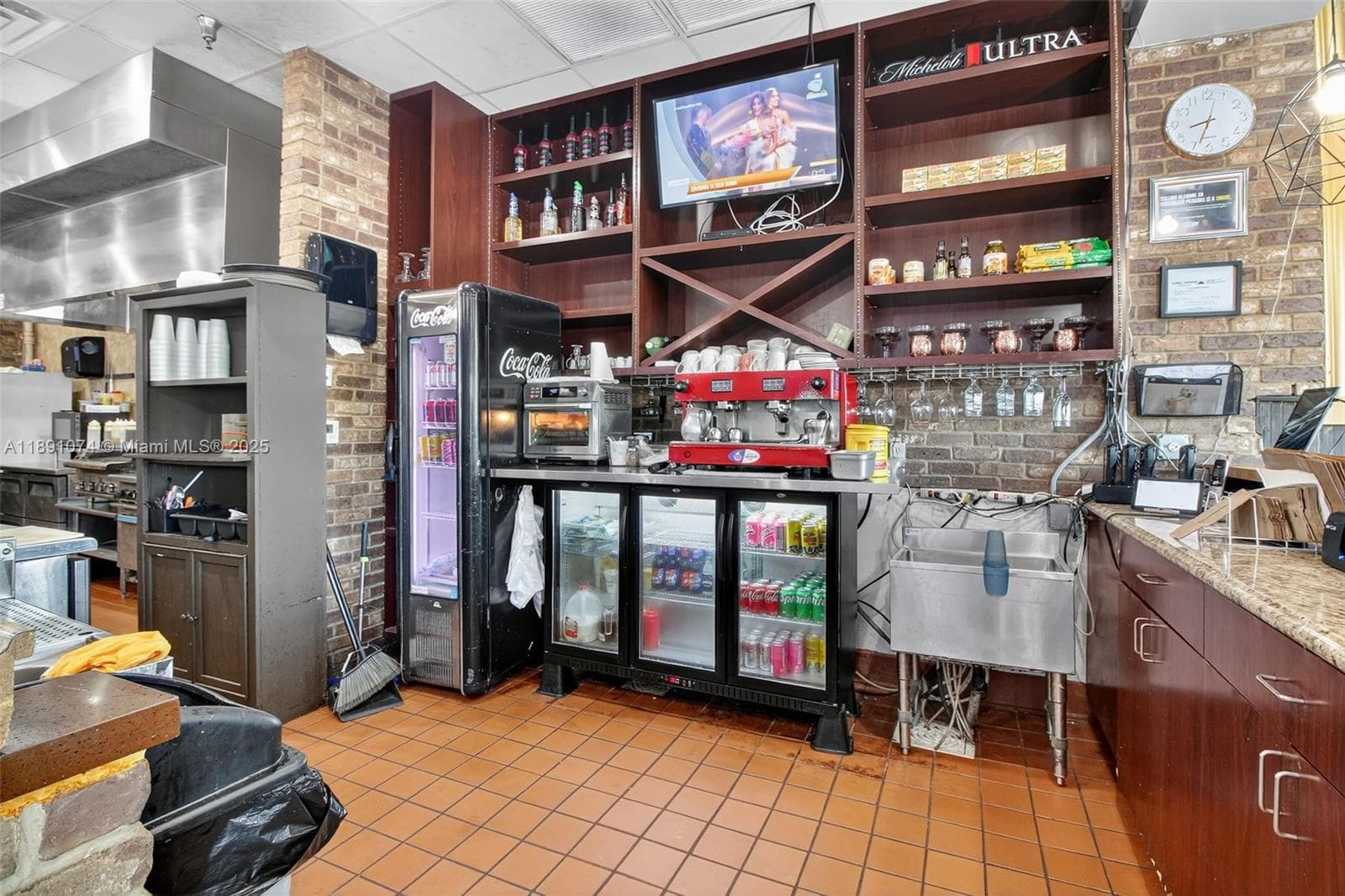 Restaurant and Bar For Sale in Coral Springs, Coral Springs FL 33071 photo 5