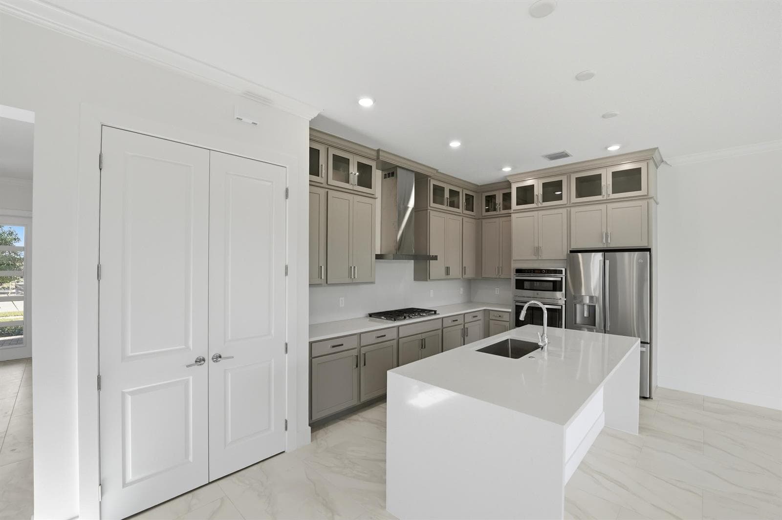 1016 Raleigh Way, Wellington FL 33414 photo 4