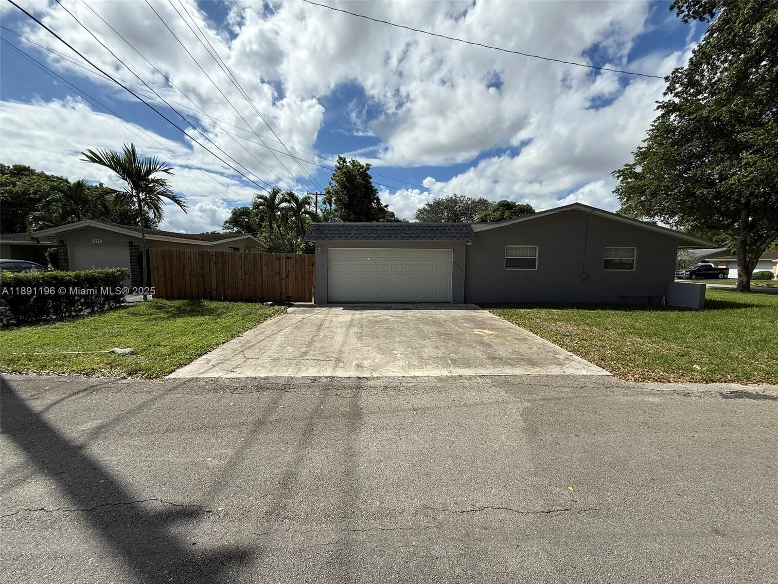 4300 NW 3rd Ct # 1, Plantation FL 33317 photo 2