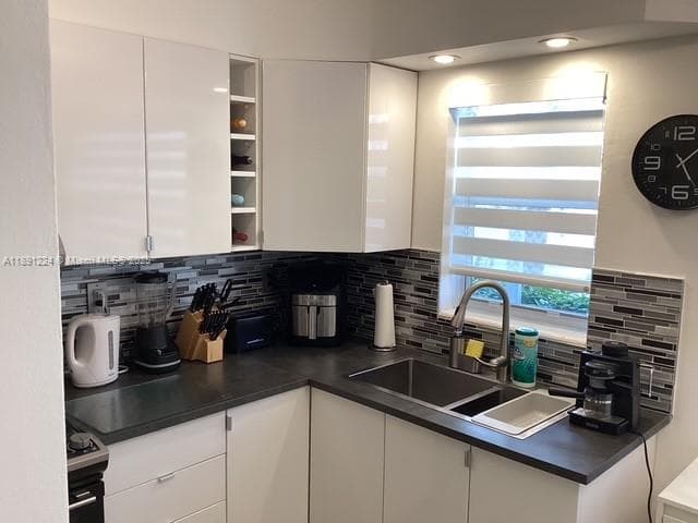 3133 S Ocean Dr # 118, Hallandale Beach FL 33009 photo 2