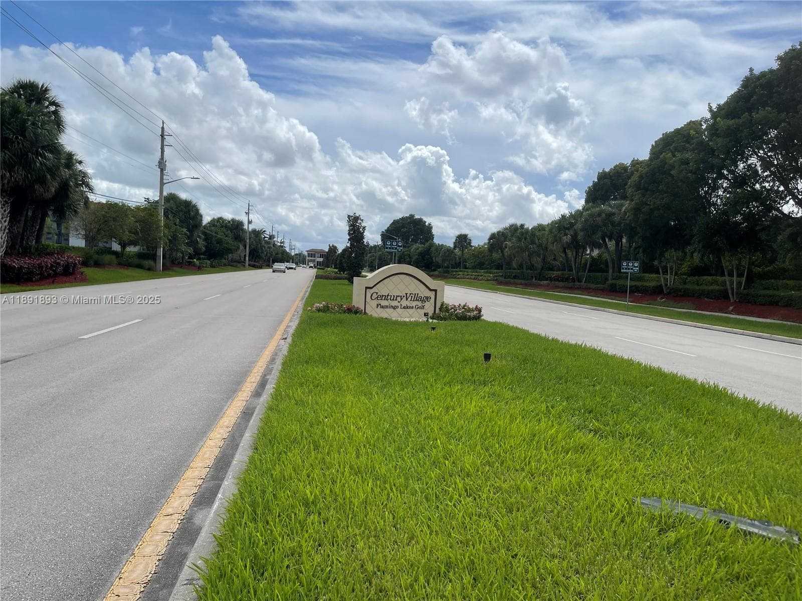 800 SW 142nd Ave # 104N, Pembroke Pines FL 33027