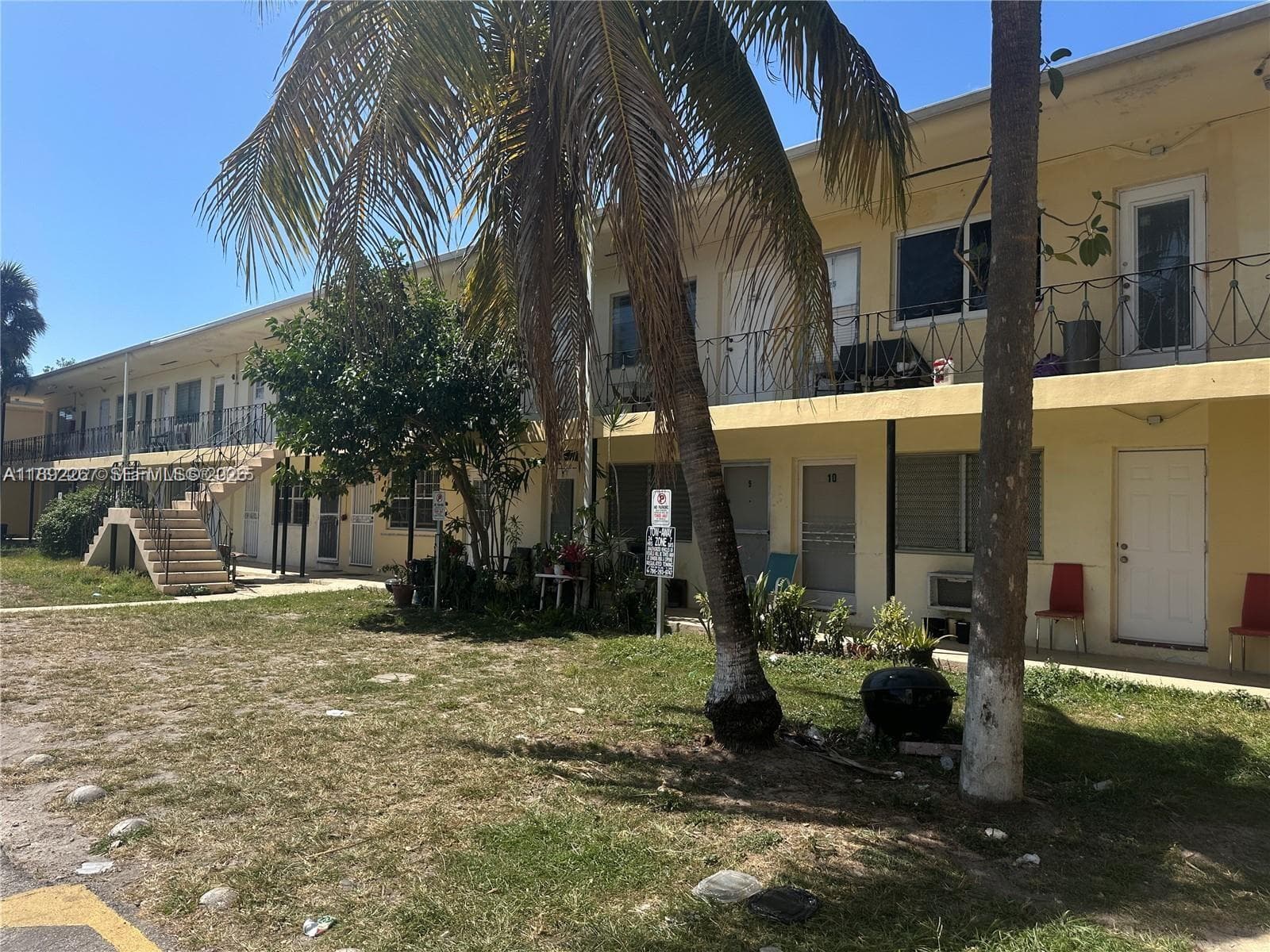 70 NW 77th St # 11, Miami FL 33150