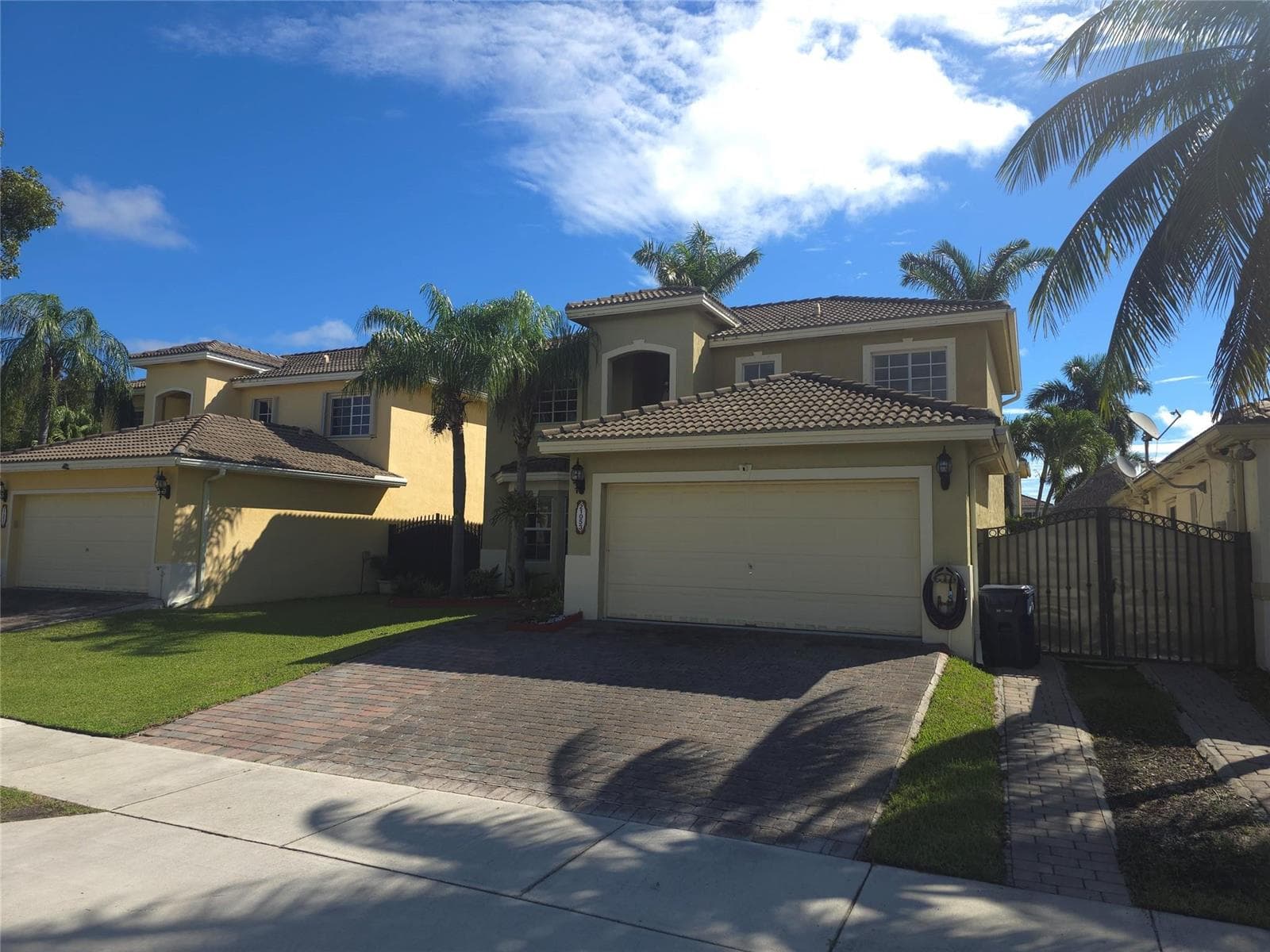 21053 SW 88th Place, Cutler Bay FL 33189 photo 4