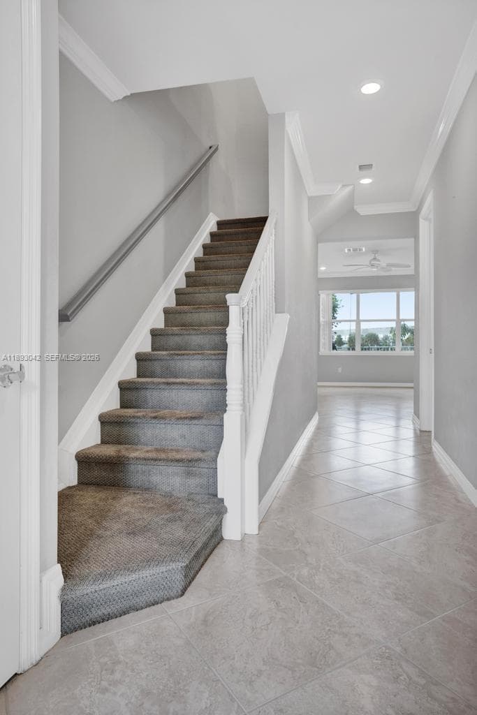 1422 Silk Oak Dr, Hollywood FL 33021 photo 4