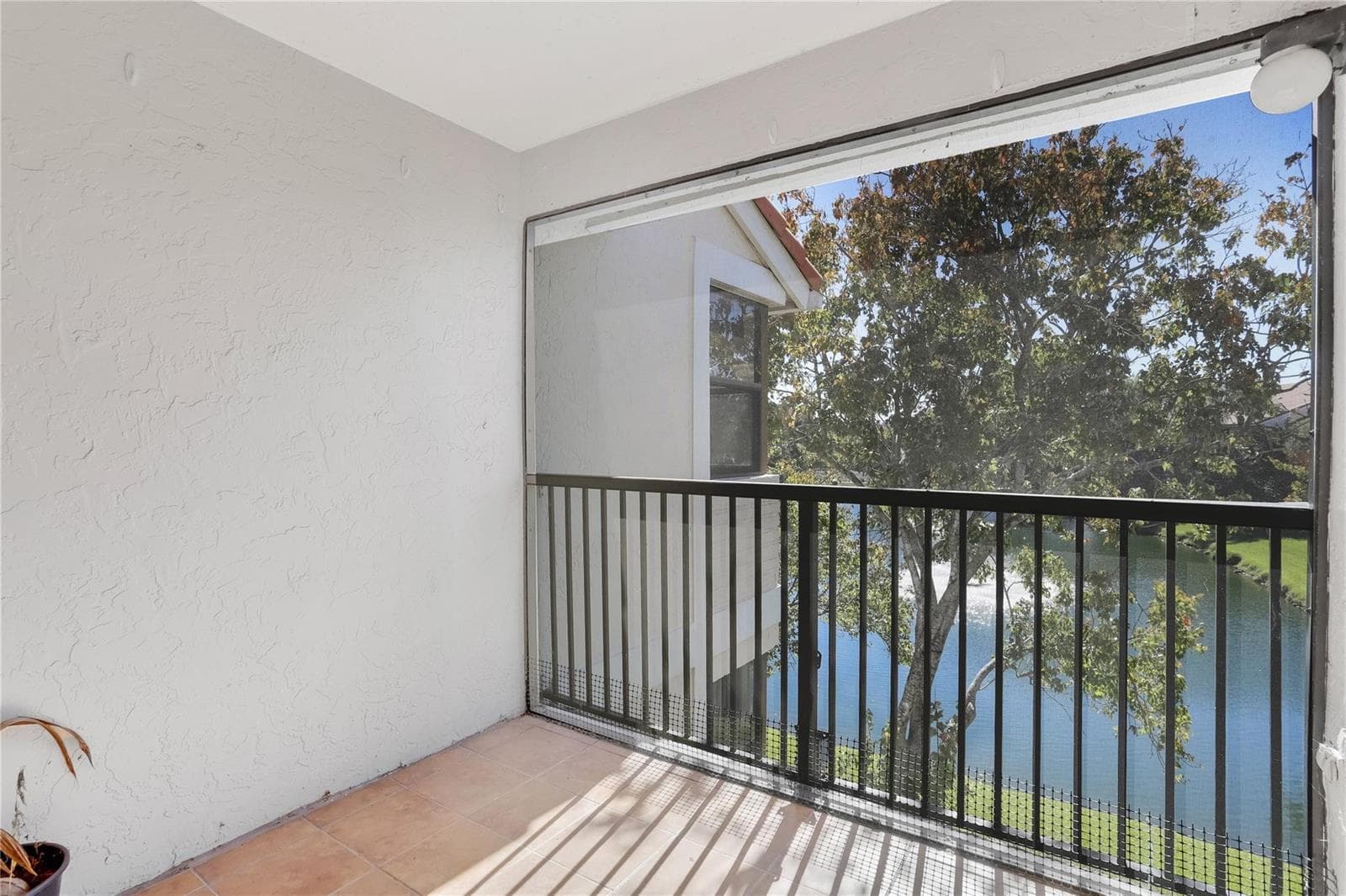 10131 W Sunrise Boulevard # 306, Plantation FL 33322 photo 2